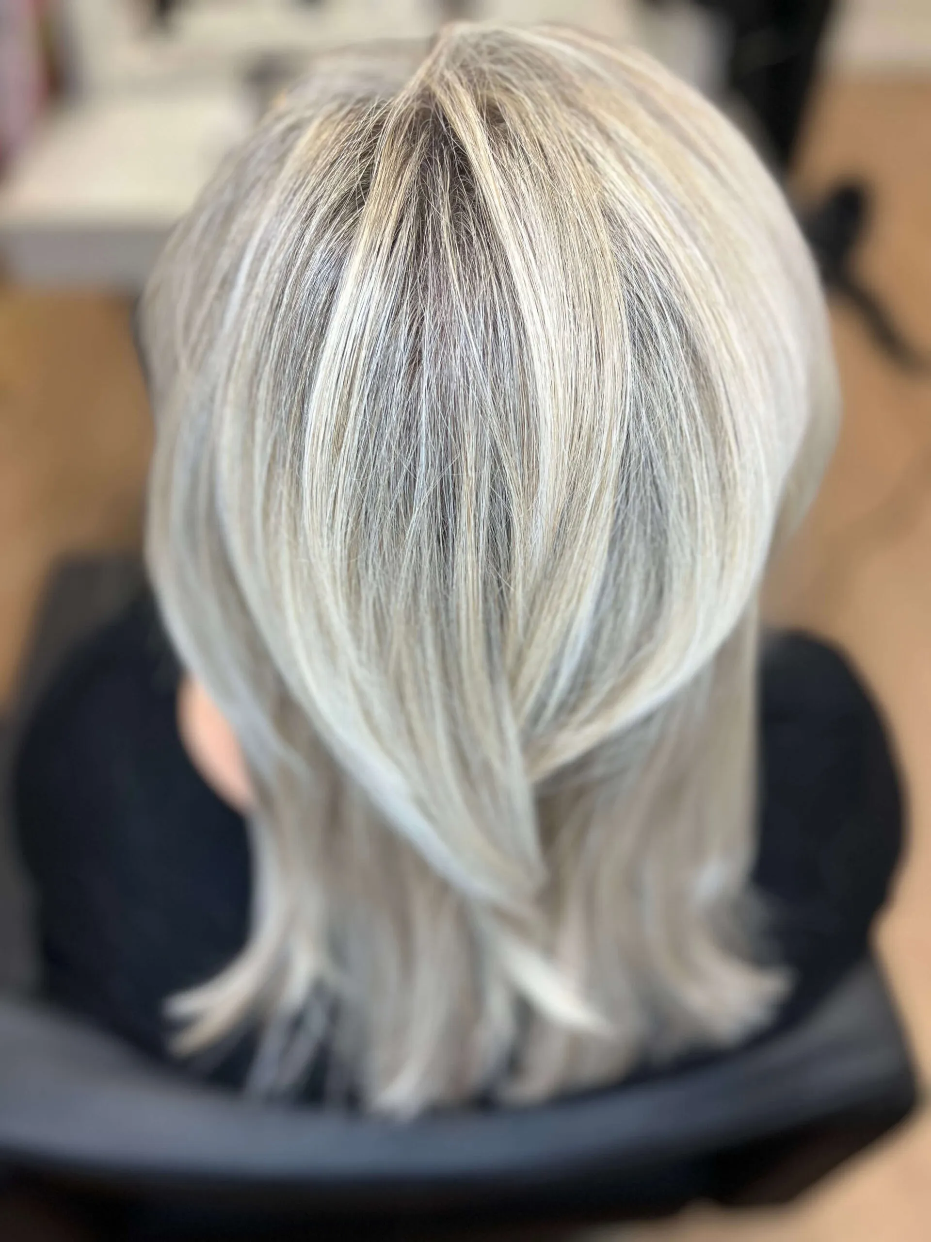 Haar kleuren Uitgroei, voorpigmenteren, toner